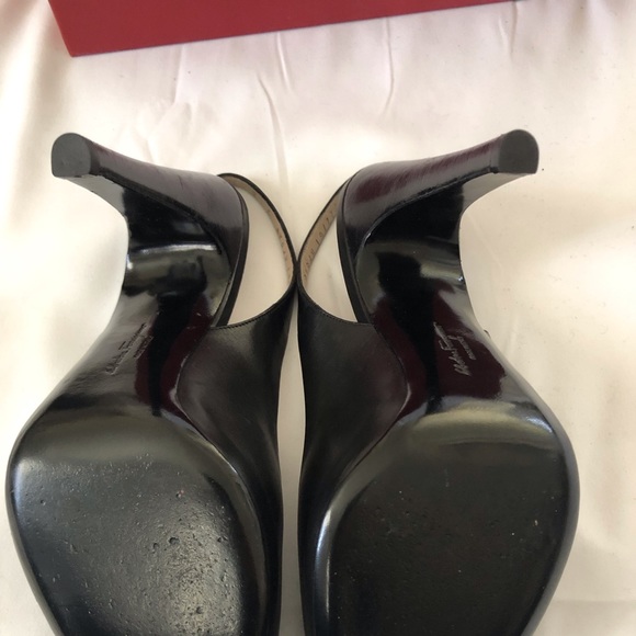 SALVATORE FERRAGAMO SLING BACK PEEP TOE - Picture 8 of 10